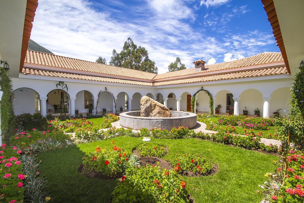 Hotel Agustos Urubamba Exterior foto